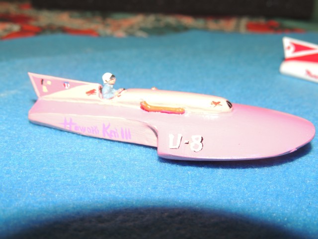 Hawaii Kai was quite a fast boat in the late 1950's and early 60's.  I painted this for my friend David, but noticed I had no pink boats in my inventory